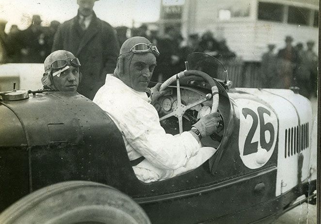 Malcolm-Campbell-JCC-200-Mile-race-1923.jpg