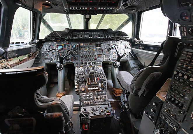 Concorde-Cockpit-video-call.jpg