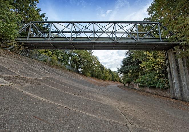 Members Bridge banking race track.jpg