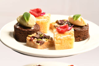 Brooklands Museum Surrey Club Members Bar Mini Cakes