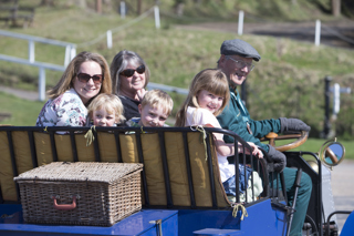 Brooklands Museum Surrey Car Rides Family And Volunteer (1)
